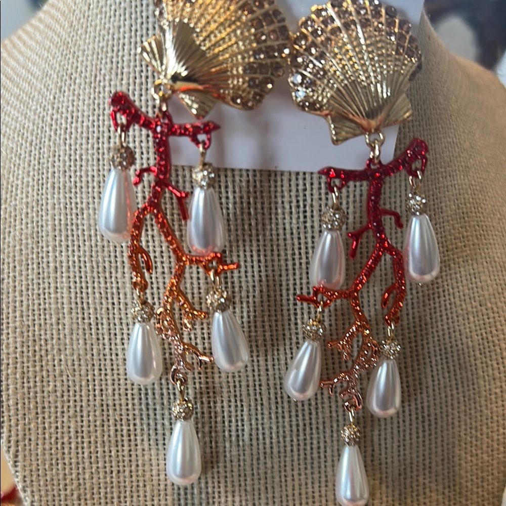 Betsey Johnson Red and Gold Pearl Necklace Set - Picture 6 of 7